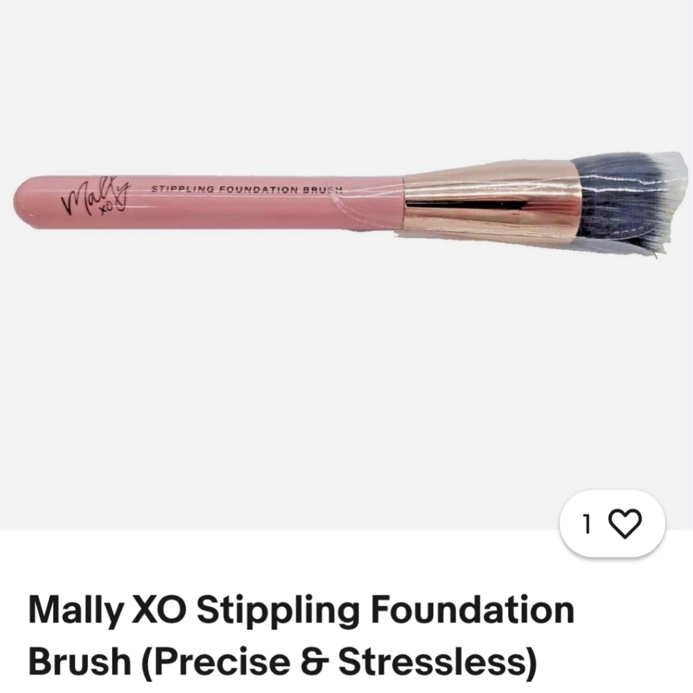 Mally Beauty XO Stippling Foundation Brush. New In Packaging.